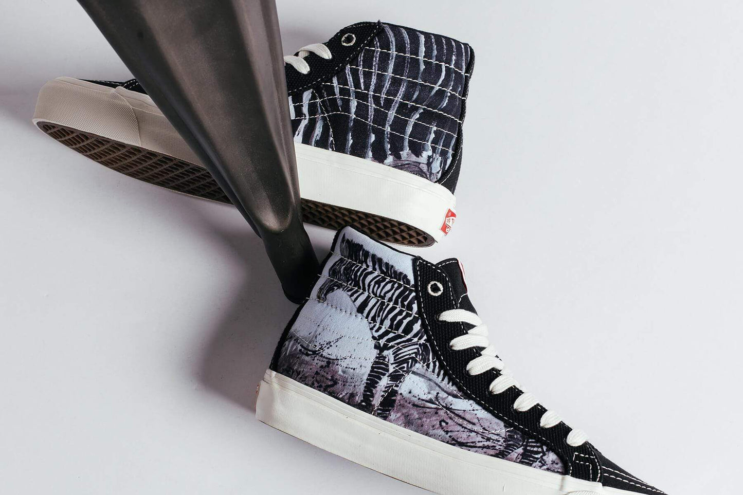 Vans Vault x Ralph Steadman OG Sk8-Hi LX - Zebra