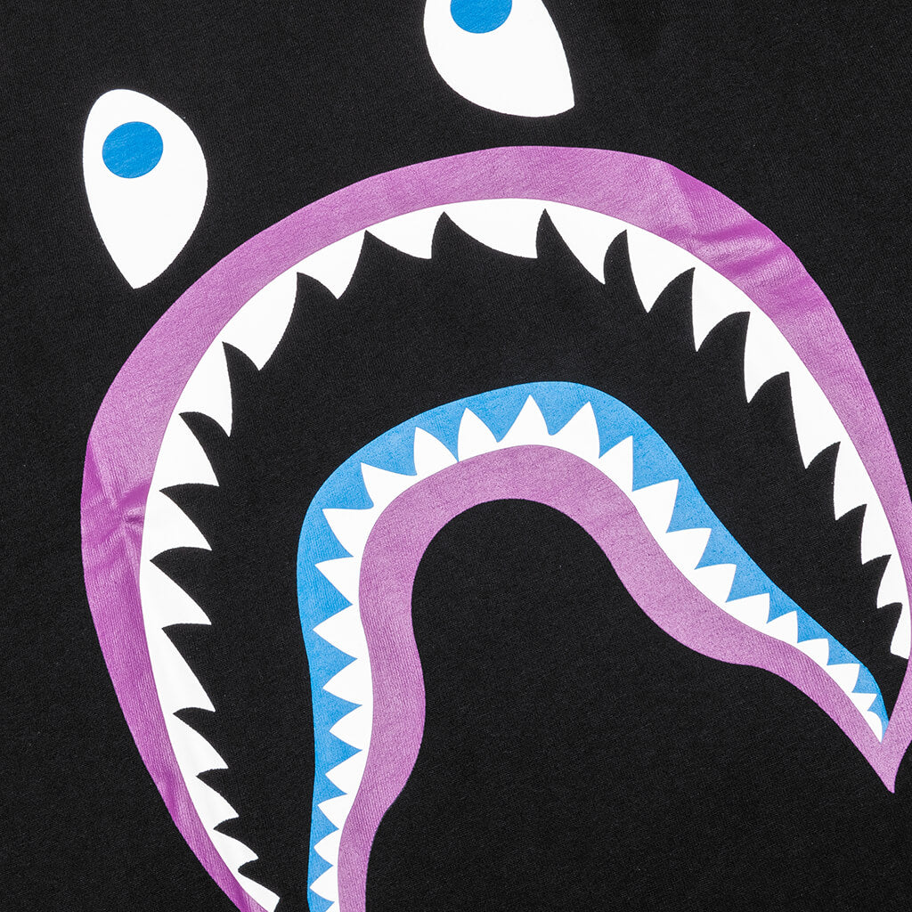 Colors Shark Ponr Tee - Black