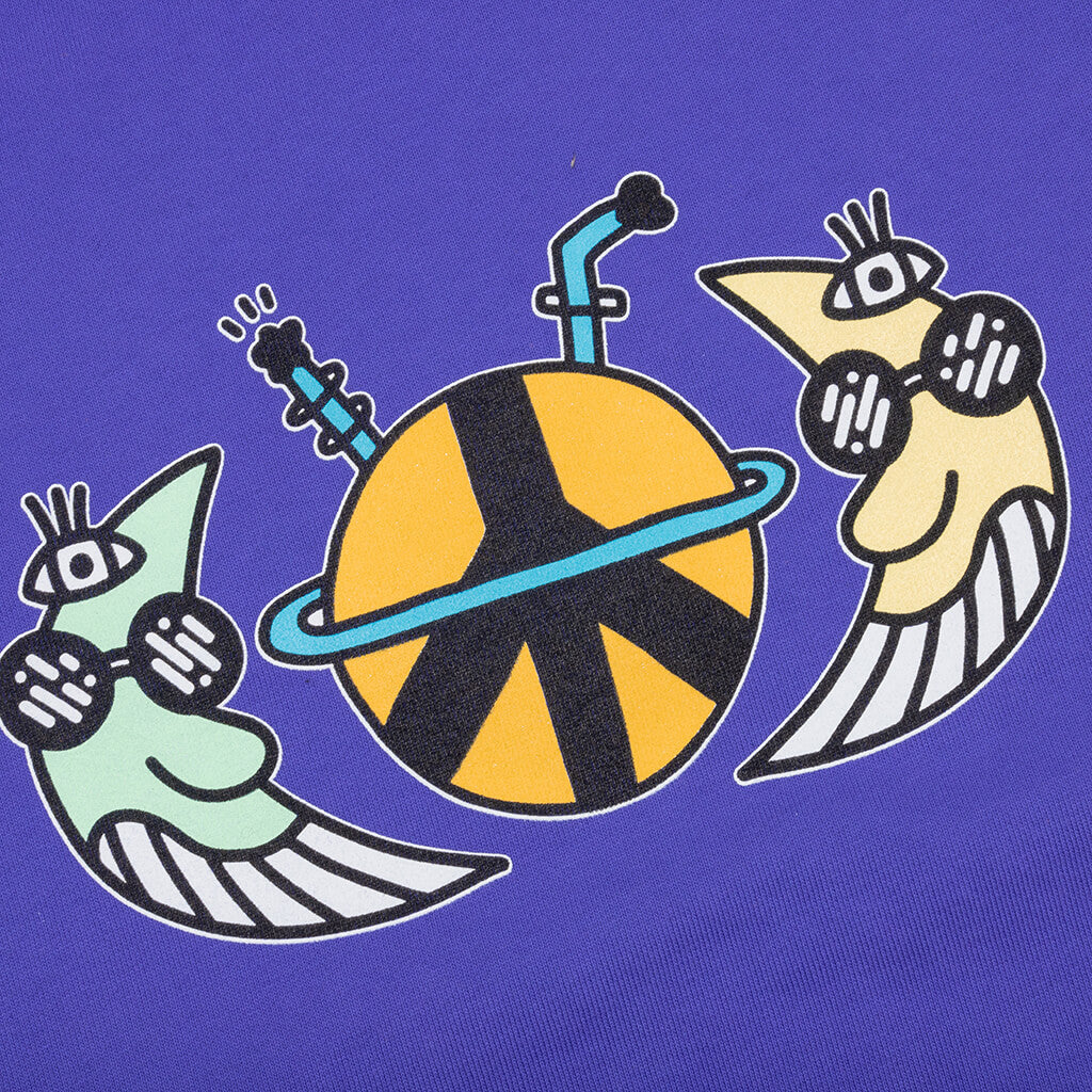 Feature x Pretty Done Moon Beam Crew - Amparo Blue