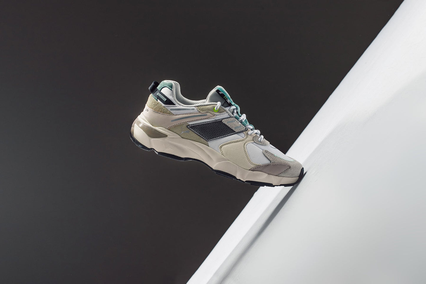 Puma x Helly Hansen LQD Cell Extol - Glacier Grey/Whisper White